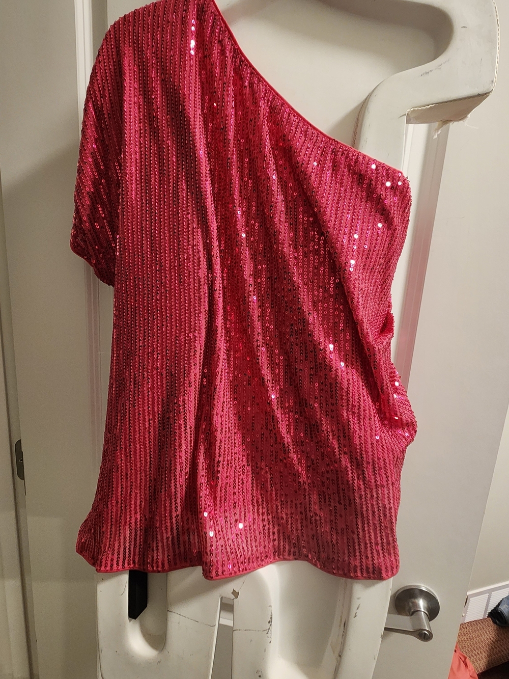 One-Shoulder Sequined Top - Picture 2 of 3